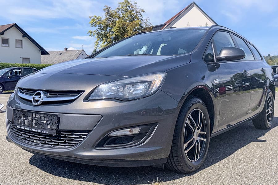 PKW Opel Astra 1,6 CDTI 